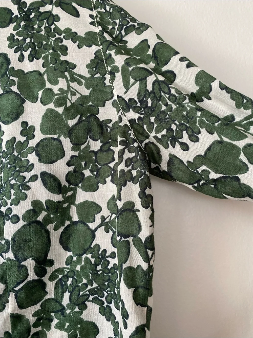 Tory Burch Womens Green White Vine Pattern Brigitte Button Up cotton top Size 6